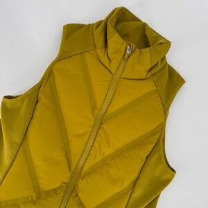 Athleta Inlet Vest Women's XXS Mustard Yellow Down Quilted Stretch Sides